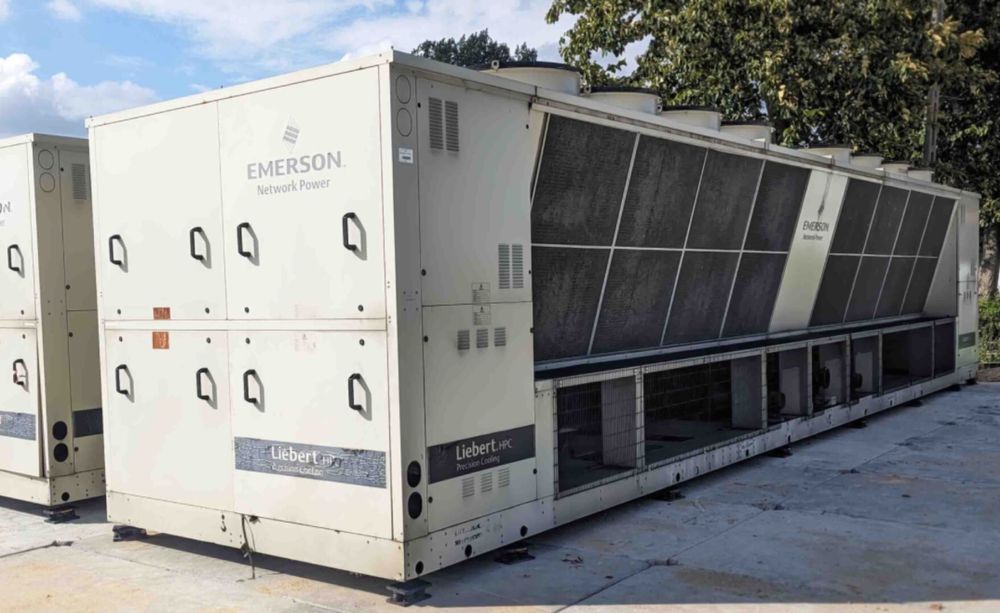 Чиллер Emerson FQ4086 / (810 кВт)