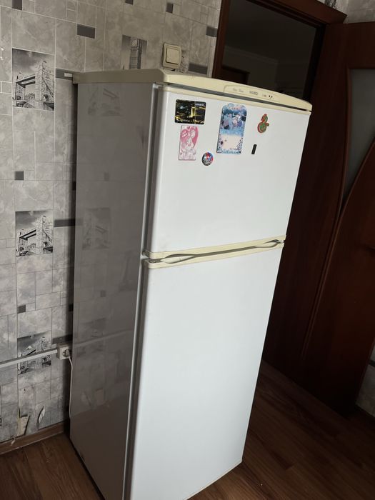 Холодильник рабочий