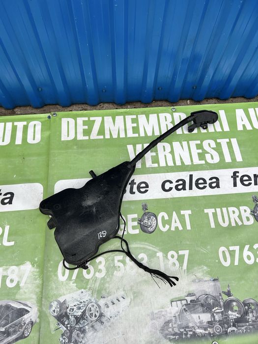 Rezervor lichid parbriz complet cu pompe BMW G21 break