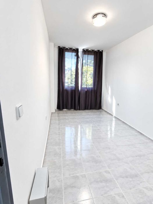 Продава се Тристаен апартамент в Пловдив, Въстанически - 72 кв.м за 2500 €/кв.м - Снимка #9
