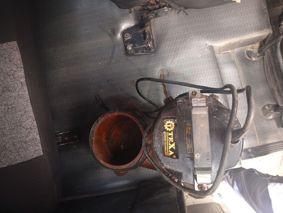 Глубиниы Сув насос сотилади