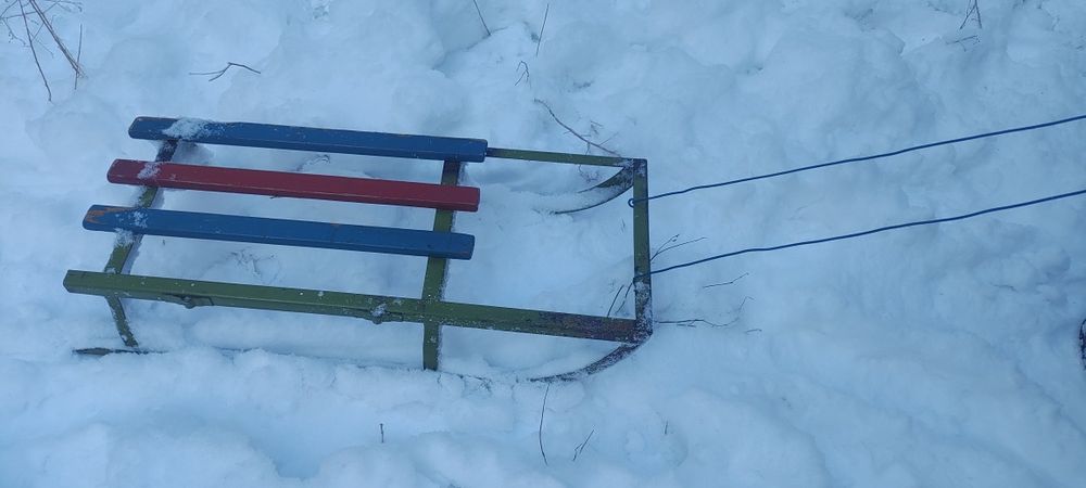 Санки советские 2 шт.  металлические крепкие. Большие.
