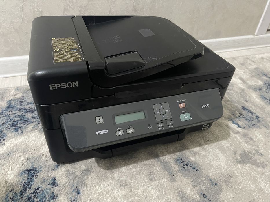 Продам 3в1 чернобелый принтер Epson M200