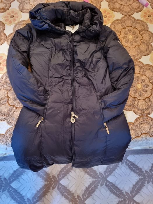 Пуховик брендовый продам