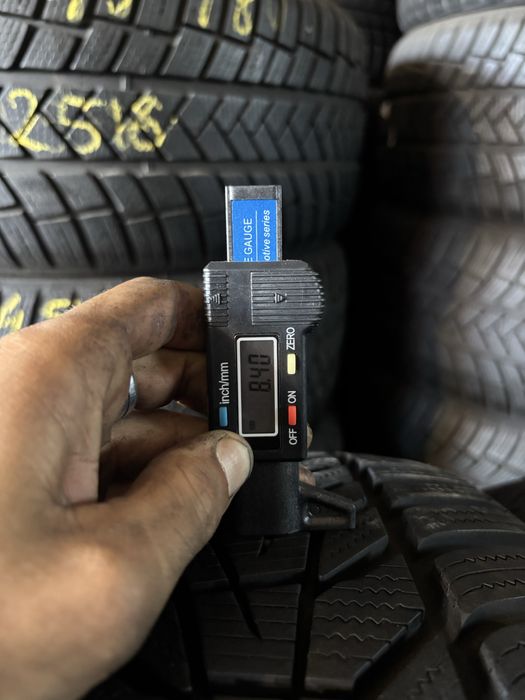 Anvelope Iarna 225/40/20 Hankook I Cept evo3 225 40 20 R20