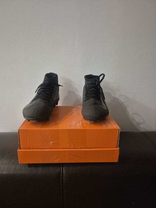 Нови оригинални детски бутонки Nike