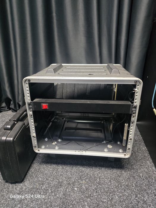 Rack case 8U Thomann