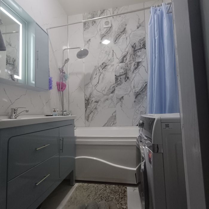 Kvartira sotiladi. Yevro remont . O'zimmiki