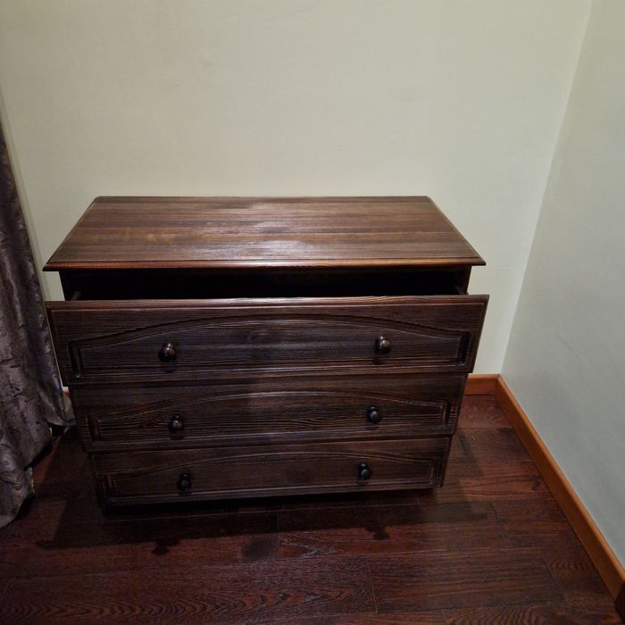 Комод из натурального дерева