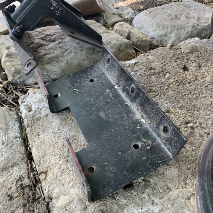 Теглич за Опел Астра Ф / огледало рено клио/ тампон мазда 626