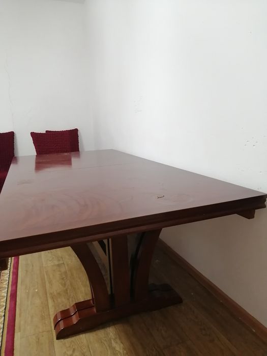 Продам стол со стульями 18 шт.