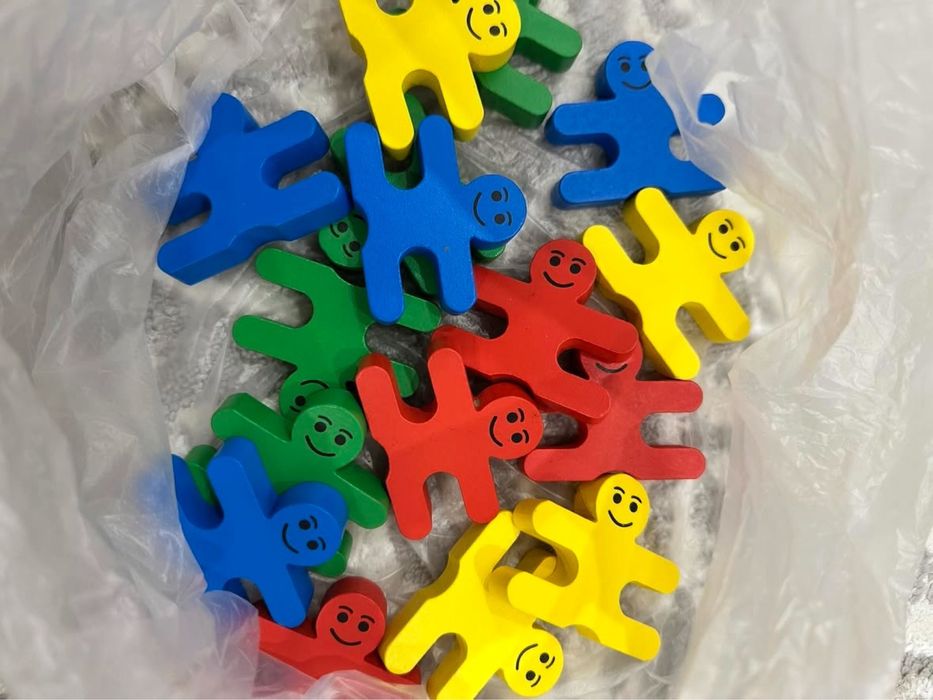 Развивающие игрушки, б/у и новые игрушки