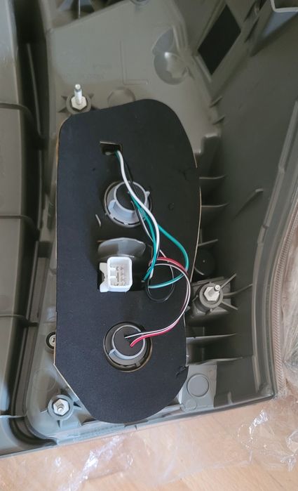 Lampa stop Toyota prius plus