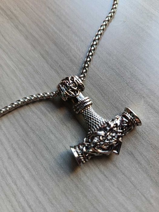 Ръчно изработени Амулети Талисмани Руни и енергийни бижута