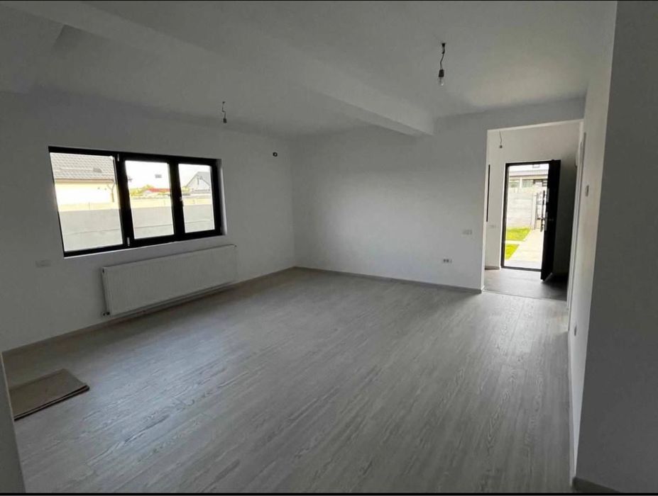 Casa de vanzare!!!