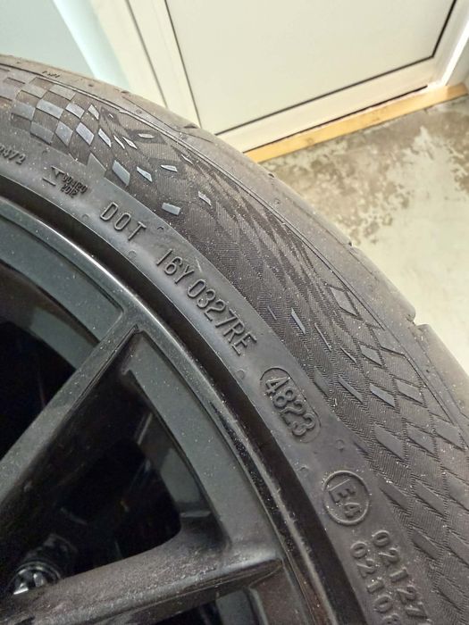 Гуми и джанти ET45, 19x 8.5J