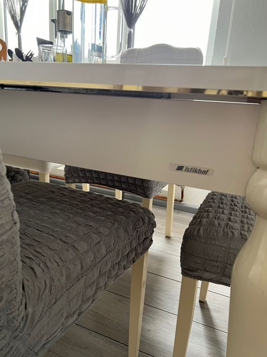 Трапезна маса със 6 стола ISTiKBAL