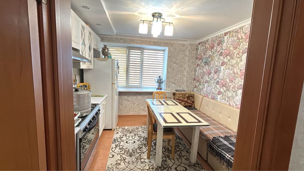 Продам квартиру в обкомовском доме