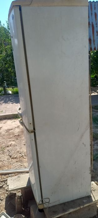 Тоңазытқыш, Холодилник