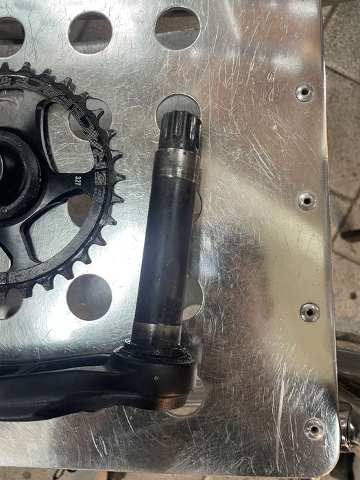 Курбели Race Face Affect