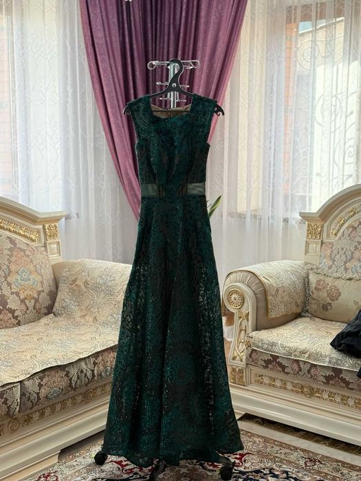 Продается платье