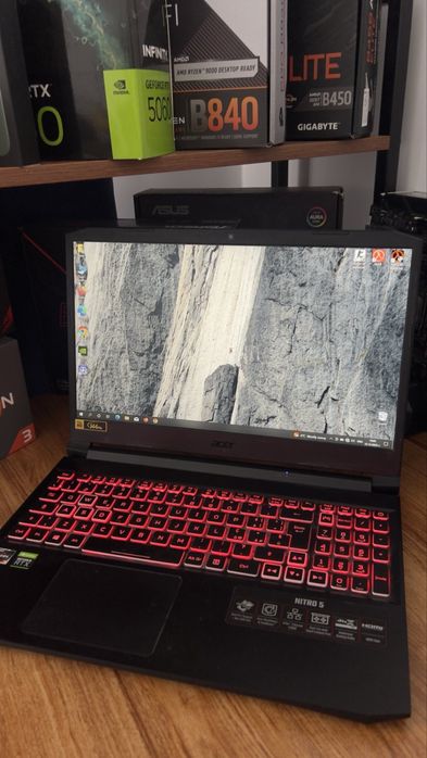 Acer nitro 5 - RTX 3080 Ryzen 9