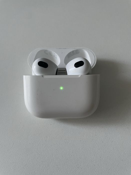 Casti Apple Airpods 3 - utilizare doar pentru apeluri