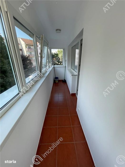 Apartament 3 camere decomandate 2 balcoane in zona centrala Sibiu