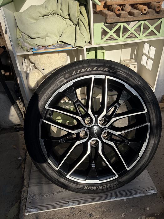 Продам диски на Kia K5 R19 5шт