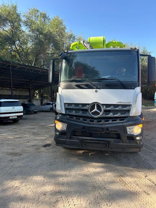 Автобетононасос -62-63 м