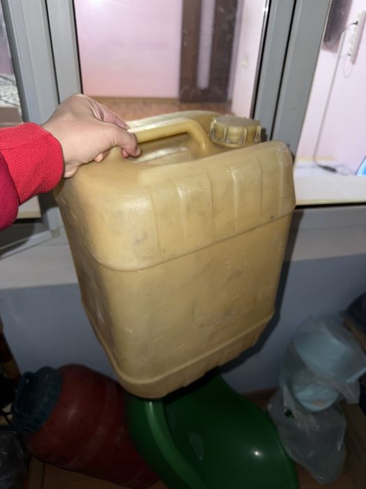 Емкость канистр бу
