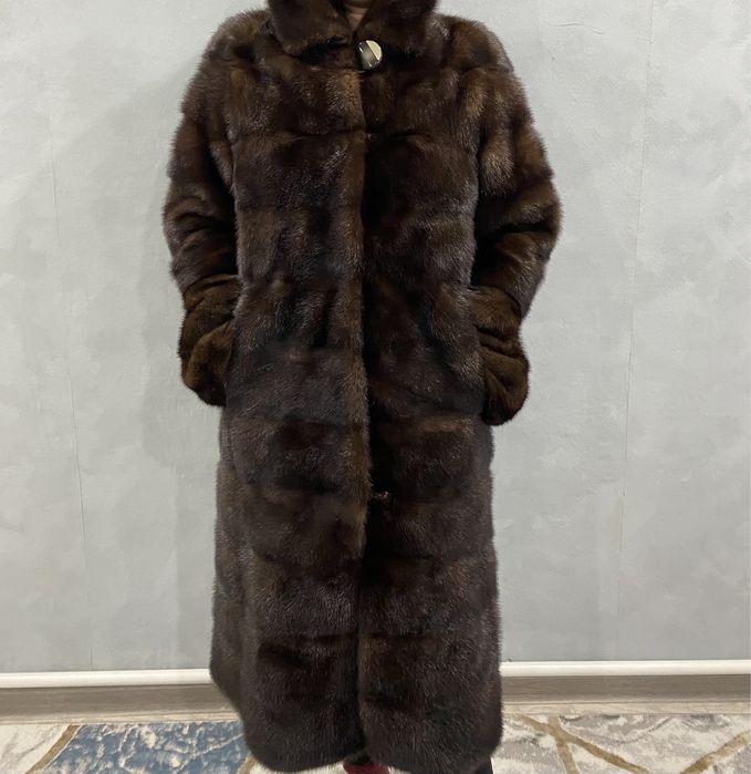 Норковая шуба 60000
