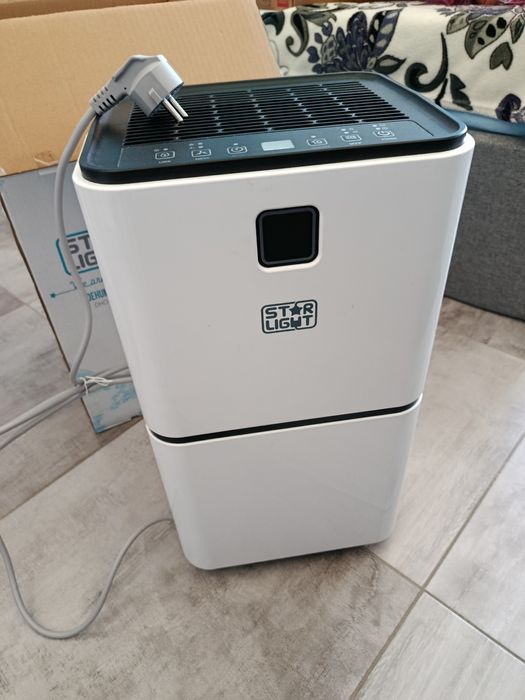 Dezumidificator Star-Light DHO-1219W 12L/24h • Funcție Uscare Haine • Display LED • Foarte Silențios