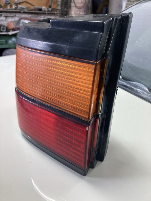 Фонарь фара плафон пассат б3 седан задний