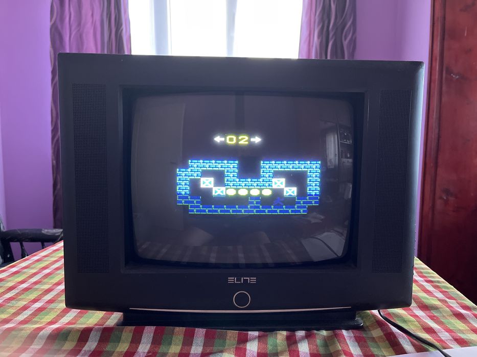 Продавам телевизор ELITE 14 инчов