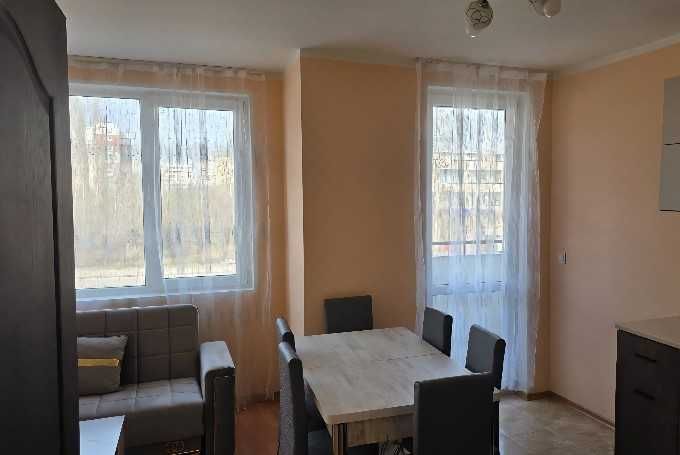 Дава се под наем Двустаен апартамент в София, Люлин 8 - 56 кв.м за 547.23 € - Снимка #1