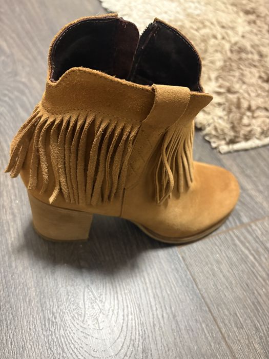 Уникални дамски боти 37 номер. Стелка 23.5 см