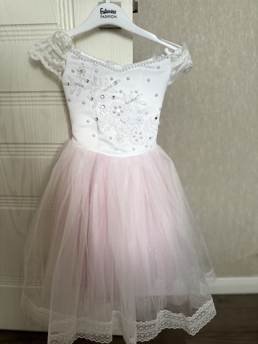 Продам платье бальное