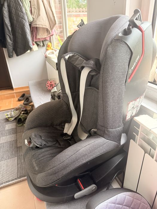 Продам автокресло maxi-cosi