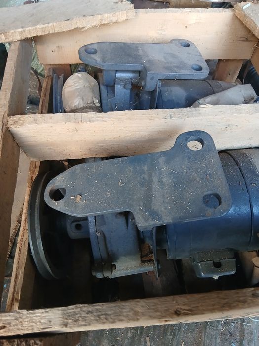 Продам двигатели для швейной машиныза 20 тыс