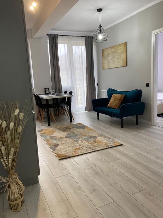 Inchiriez apartament cu 2 camere, Floresti