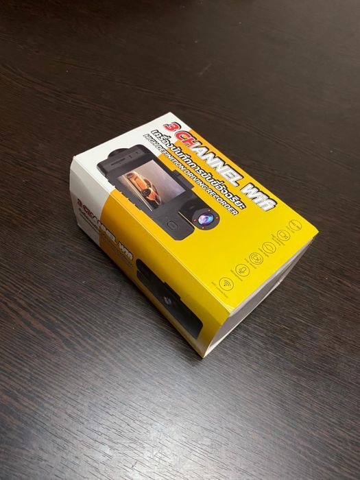 Видеорегистратор с 2 камерами +Wifi