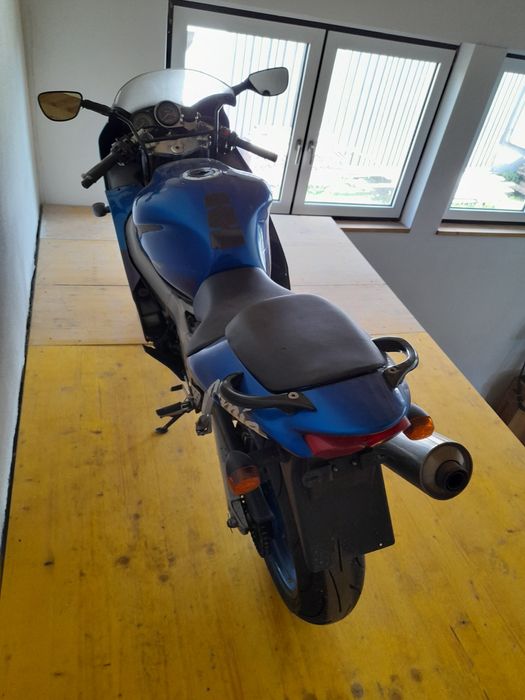 Vând Kawasaki ninja zx9r ,an1998