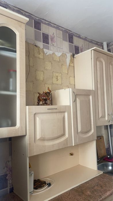 Отдам даром кухонный гарнитур