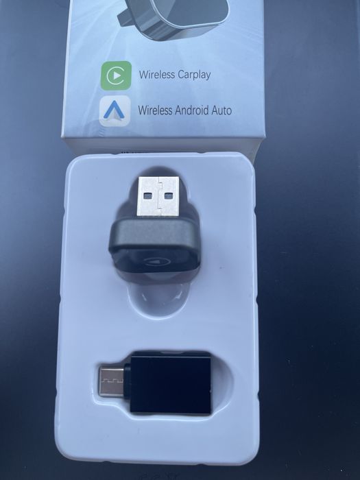 Wireless carplay adapter