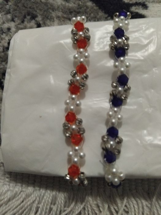 Brățări handmade cu biluțe de argint și margele