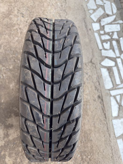 Vând anvelope atv Kenda 22 x10-10 / 21x7-10