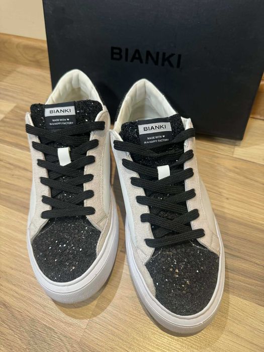 Кецове в бяло с боркат - BIANKI