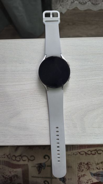 Samsung Galaxy Watch 4