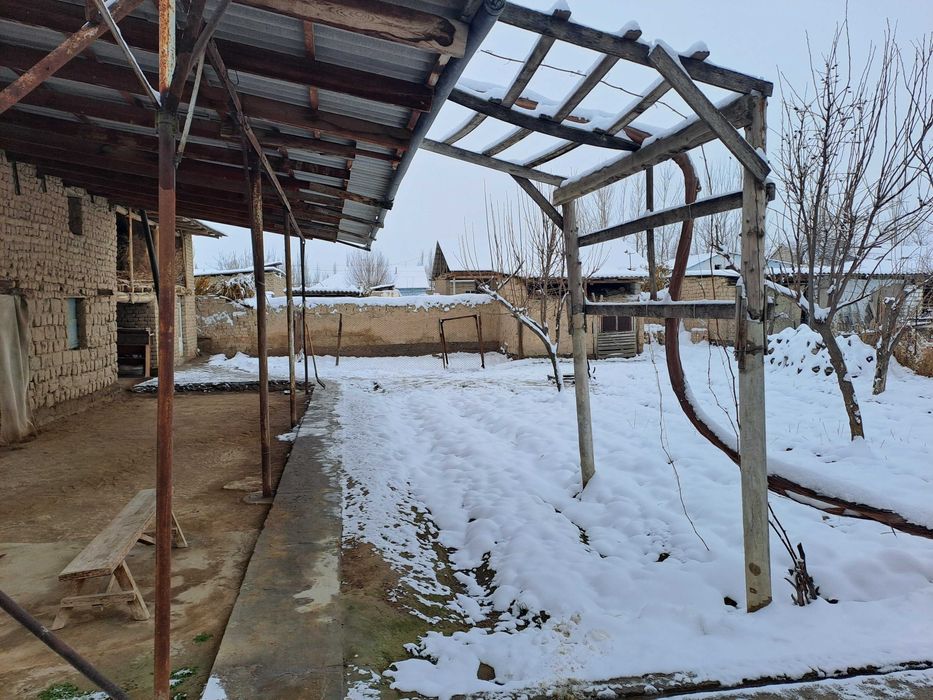 Участка сотилади